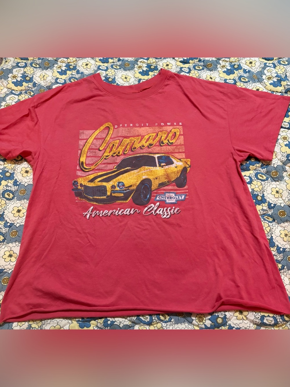 GM women’s size xxl Camaro American Classic Red Graphic top